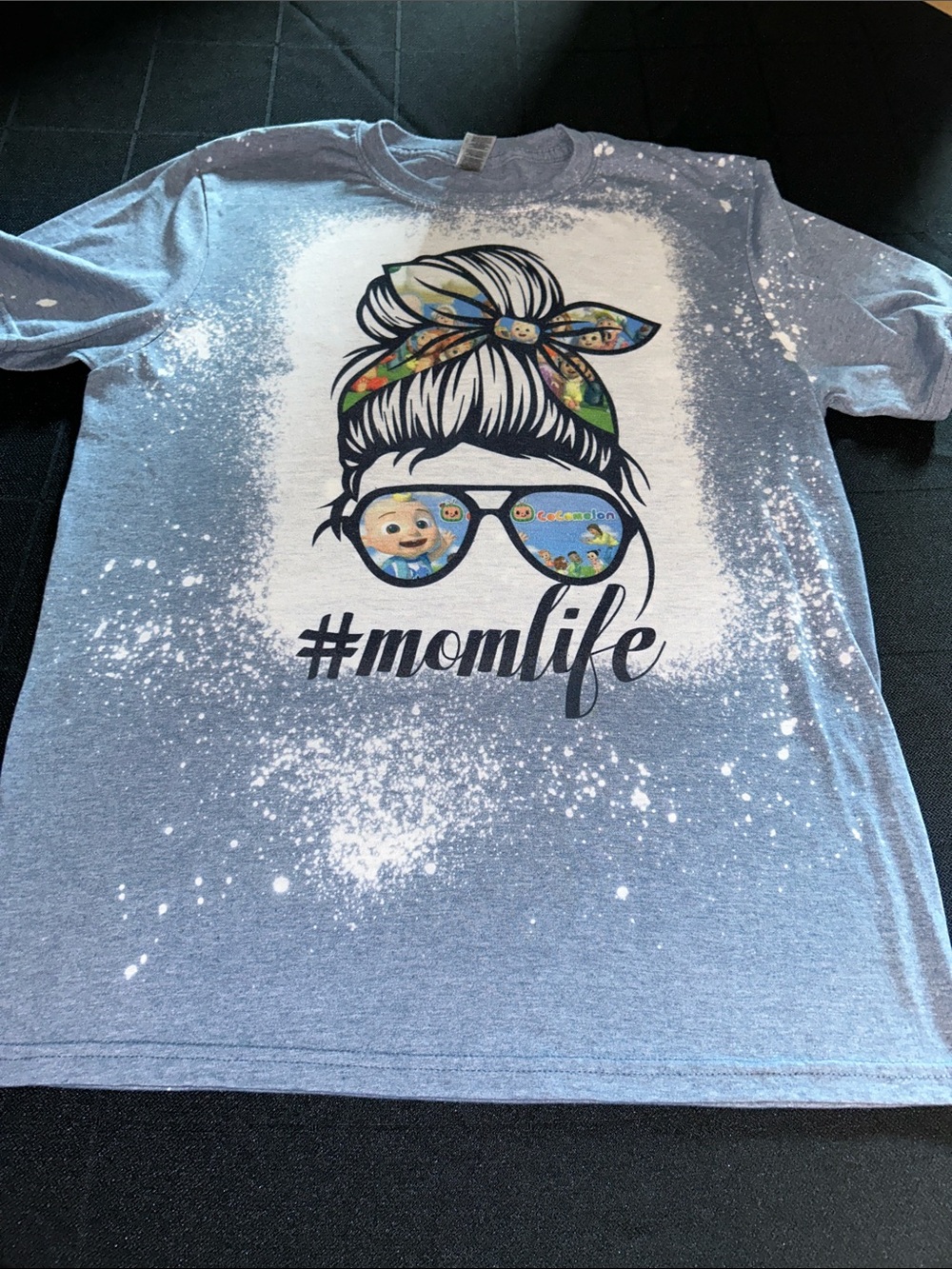Gildan Light Blue #momlife Graphic Tee with Bandana and Sunglasses Print